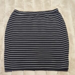 Lily Star Black and White Striped Pencil Skirt